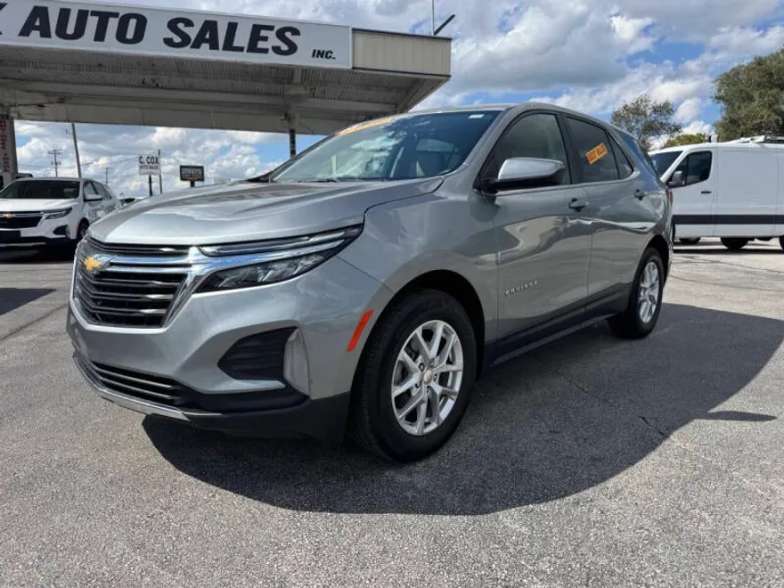 2023 Chevrolet Equinox photo 1