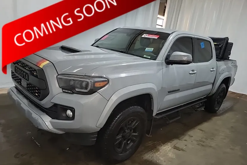 2019 Toyota Tacoma TRD Sport photo 1