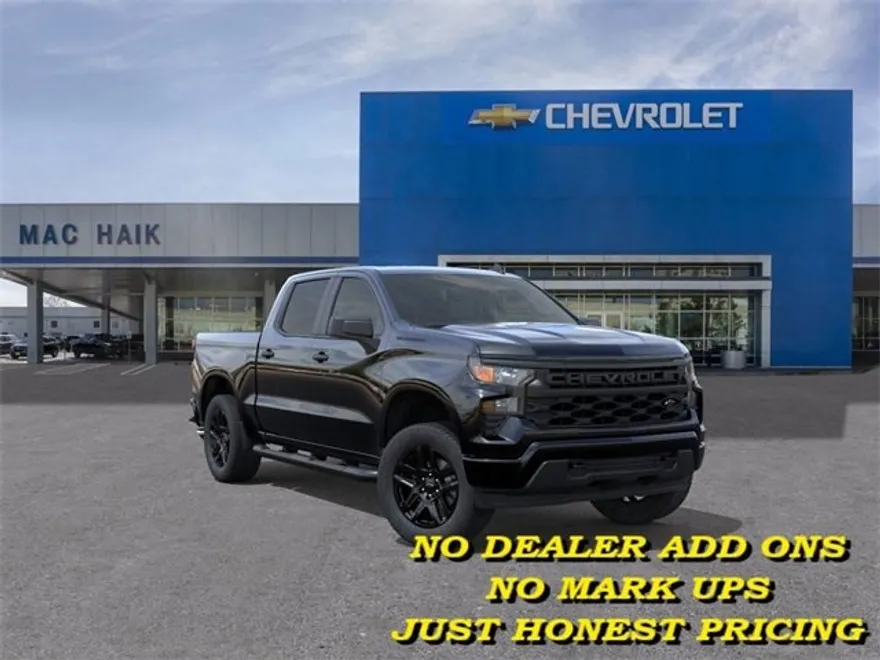 2026 Chevrolet Silverado Custom photo 1