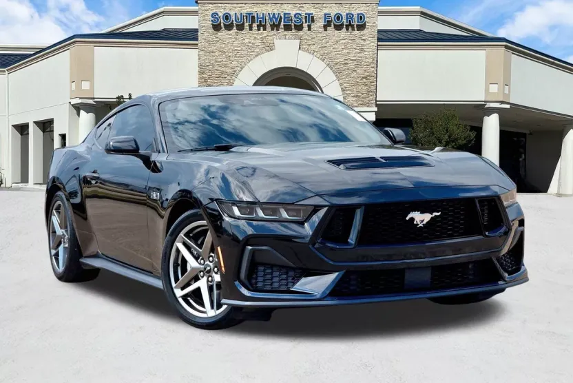 2024 Ford Mustang GT Premium photo 1