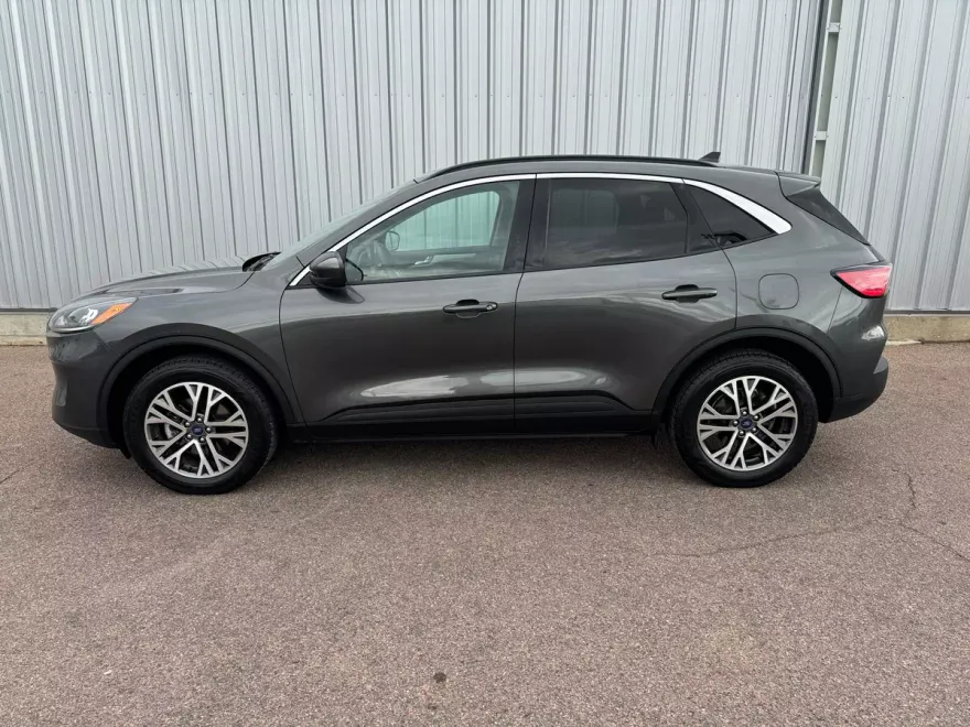 2020 Ford Escape SEL photo 1