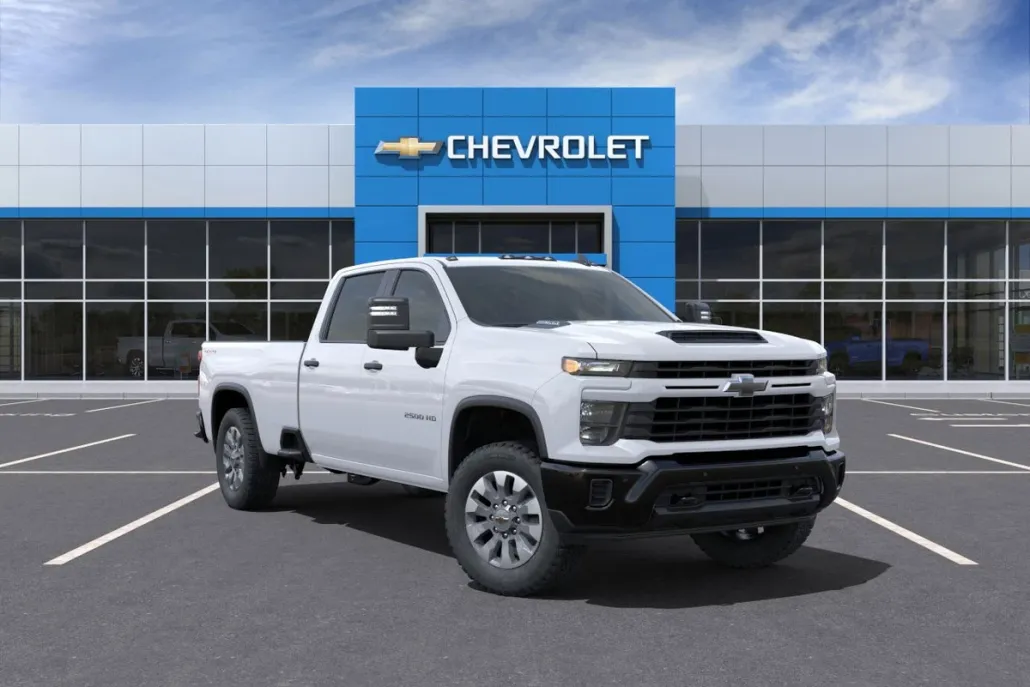 2025 Chevrolet Silverado 2500HD Custom photo 1