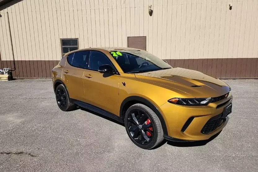 2024 Dodge Hornet R/T photo 1