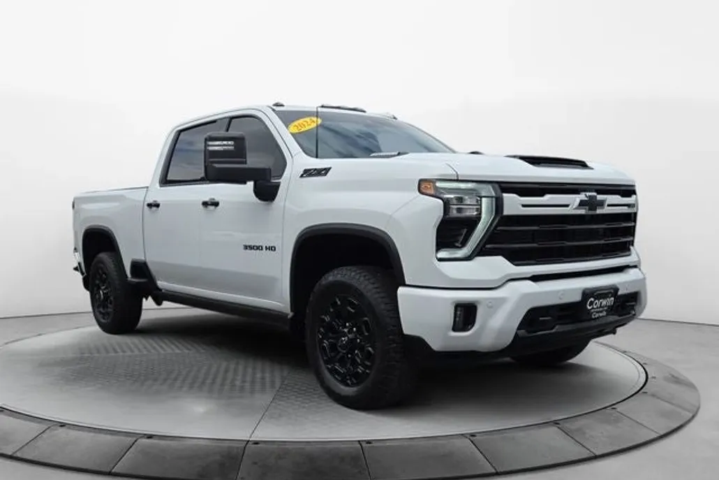2024 Chevrolet Silverado 3500HD LTZ photo 1