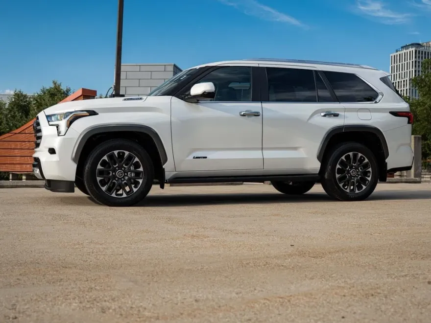 2024 Toyota Sequoia Limited photo 1