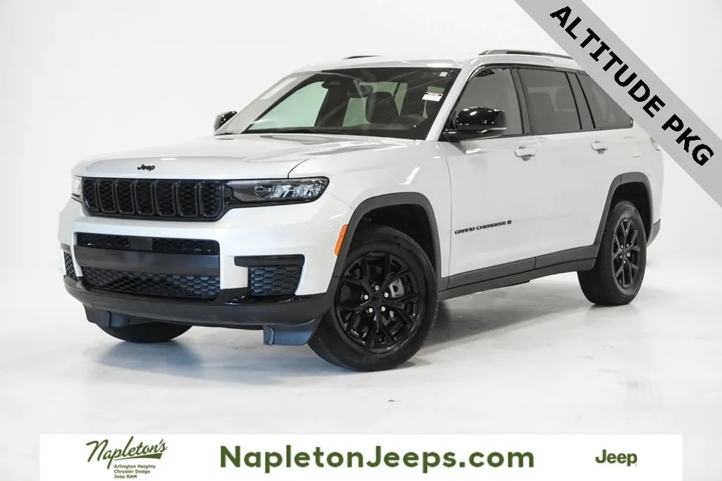 2024 Jeep Grand Cherokee Altitude photo 1