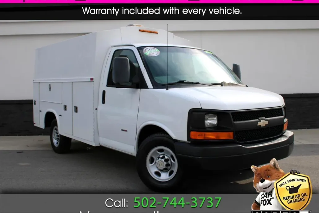 2012 Chevrolet Express 3500 Cutaway photo 1