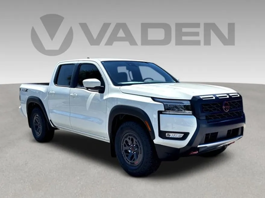 2025 Nissan Frontier PRO-X photo 1
