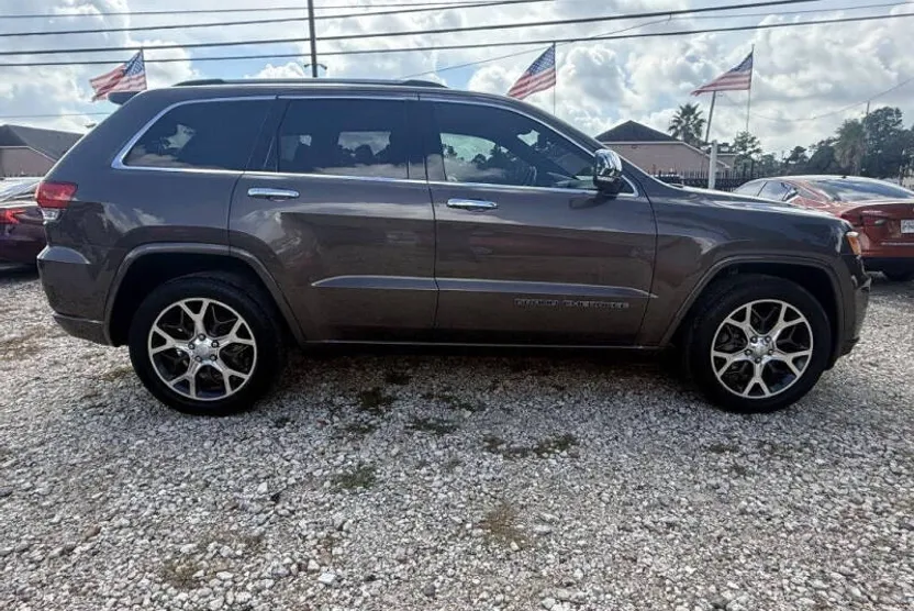 2019 Jeep Grand Cherokee Overland photo 1