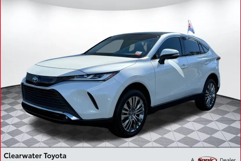 2022 Toyota Venza Limited photo 1