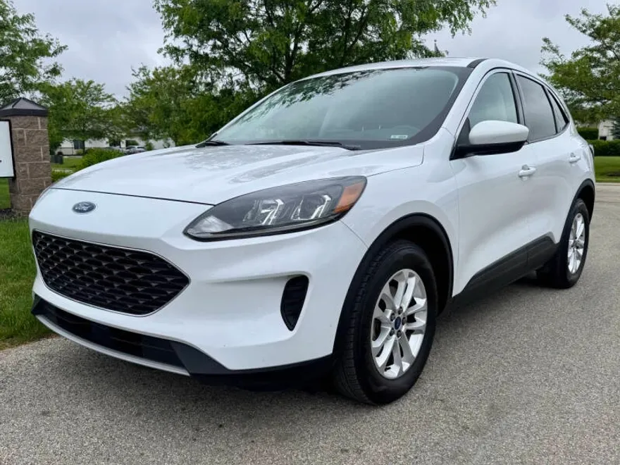 2021 Ford Escape SE photo 1