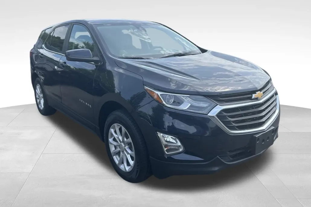 2021 Chevrolet Equinox LT photo 1