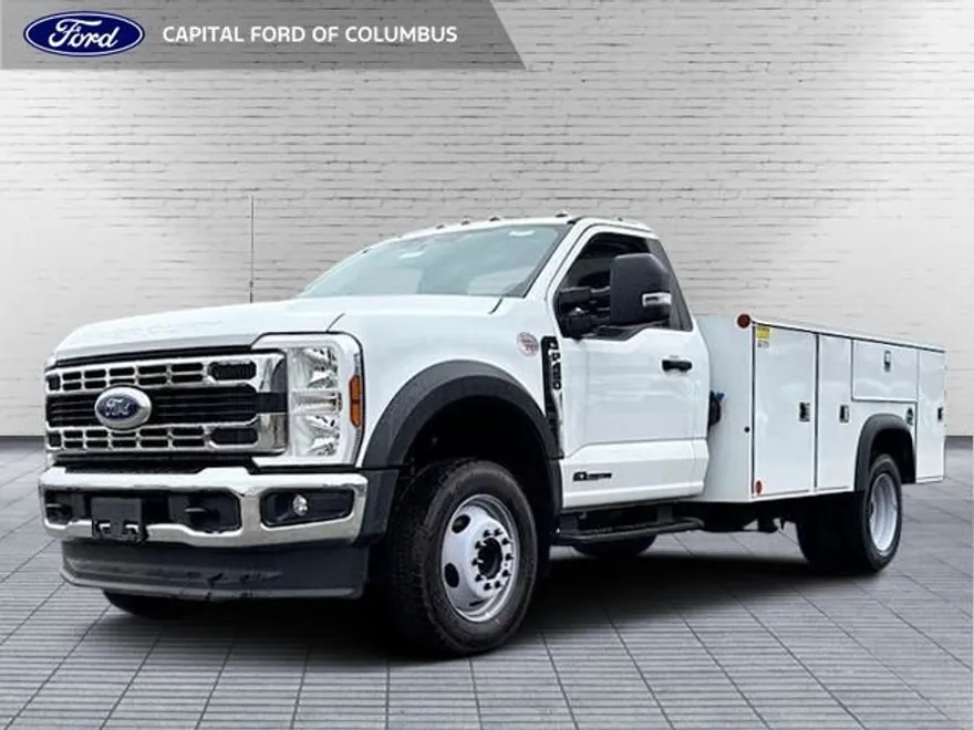 2024 Ford F-450 XL photo 1
