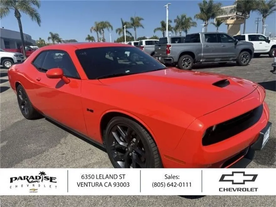 2023 Dodge Challenger R/T photo 1