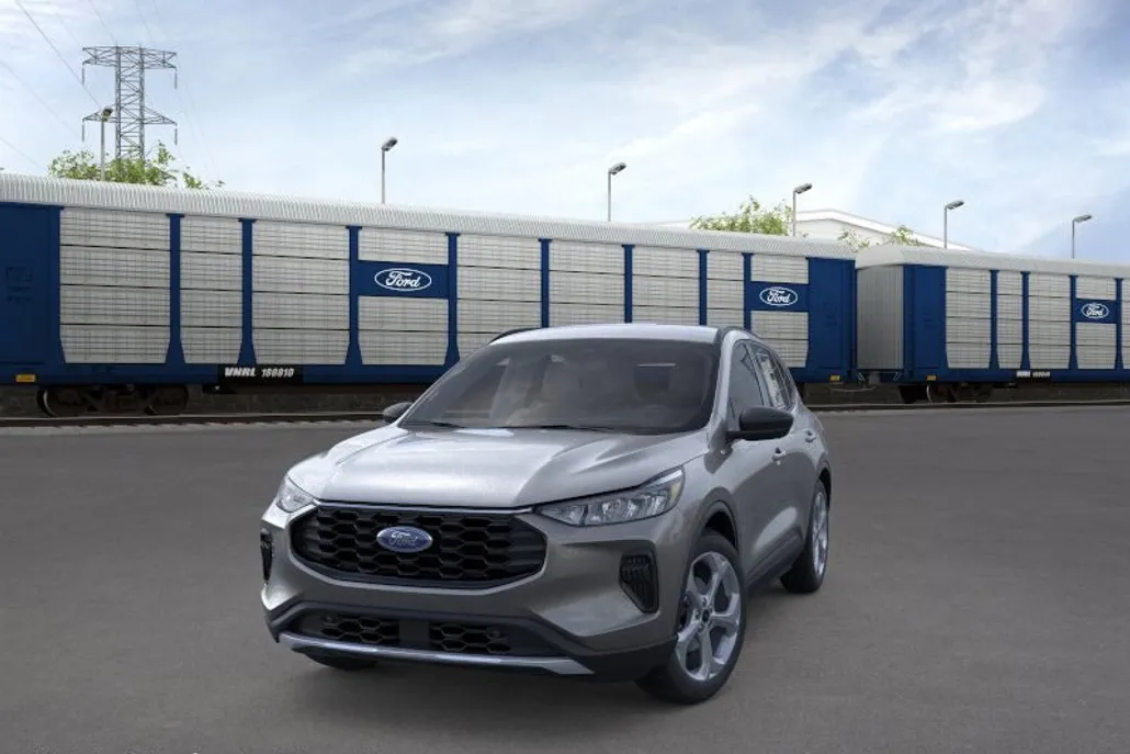 2026 Ford Escape ST-Line photo 1
