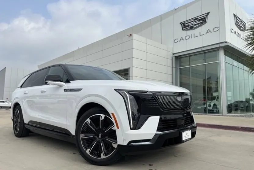 2025 Cadillac Escalade IQ Sport photo 1