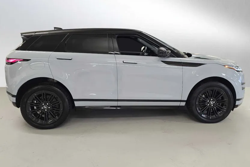 2024 Land Rover Range Rover Evoque Dynamic SE photo 1