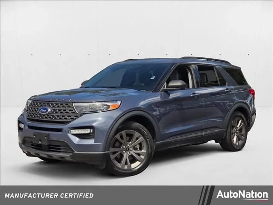 2021 Ford Explorer XLT photo 1