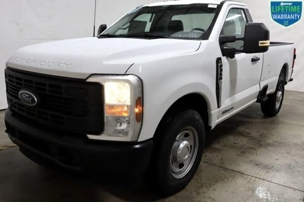2024 Ford F-350 XL photo 1