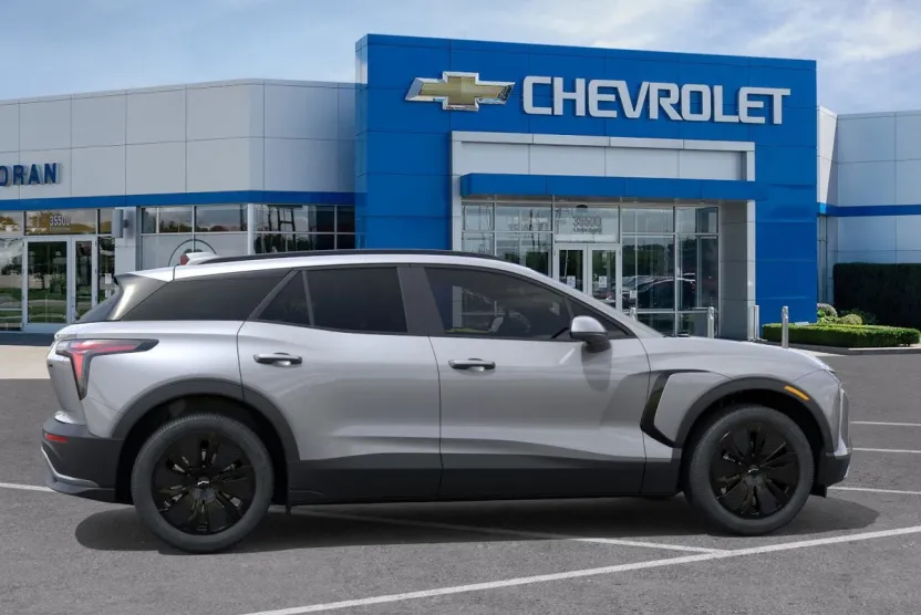 2026 Chevrolet Blazer EV photo 1
