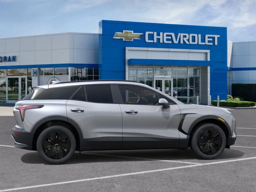 2026 Chevrolet Blazer EV photo 1