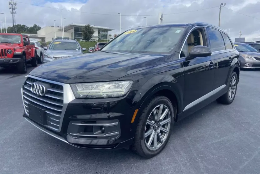 2019 Audi Q7 55 Premium photo 1