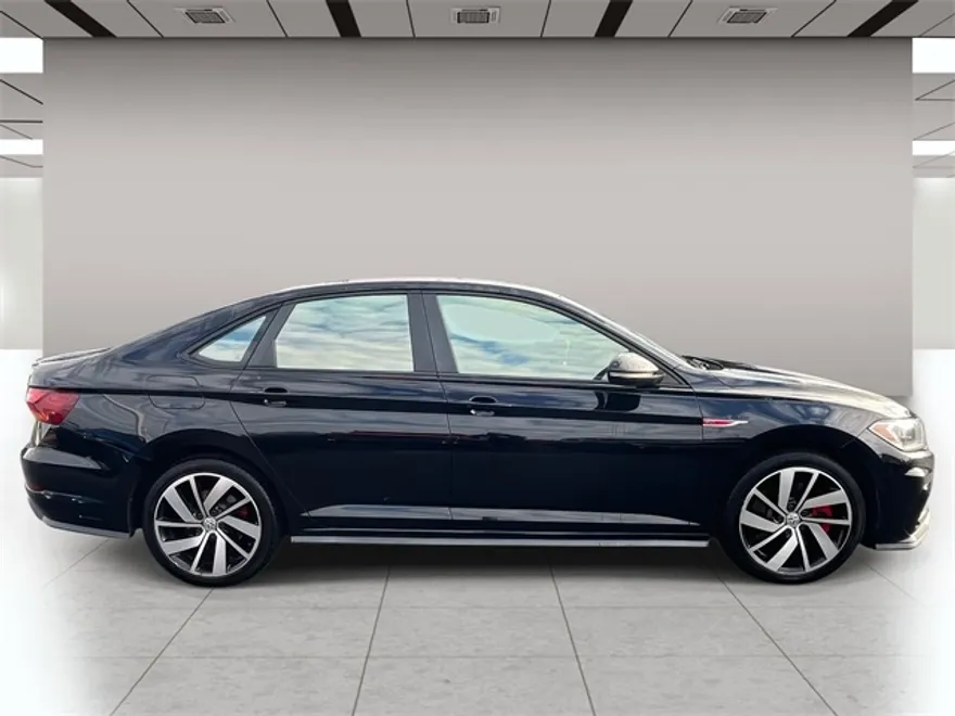 2019 Volkswagen Jetta GLI 2.0T S photo 1