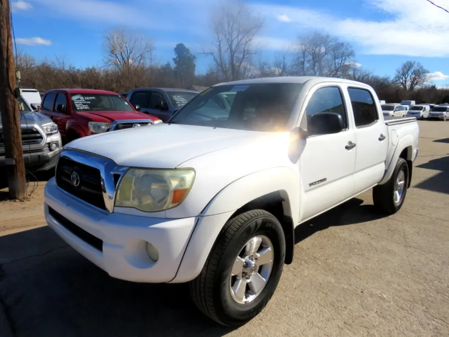 2006 Toyota Tacoma PreRunner Double Cab V6 photo 1