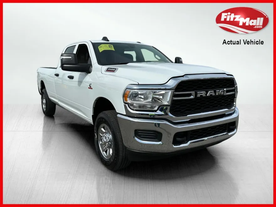 2024 Ram 3500 Tradesman photo 1