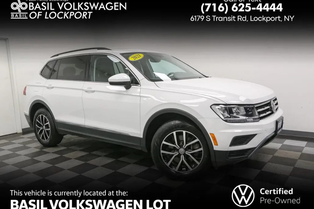 2021 Volkswagen Tiguan SE photo 1