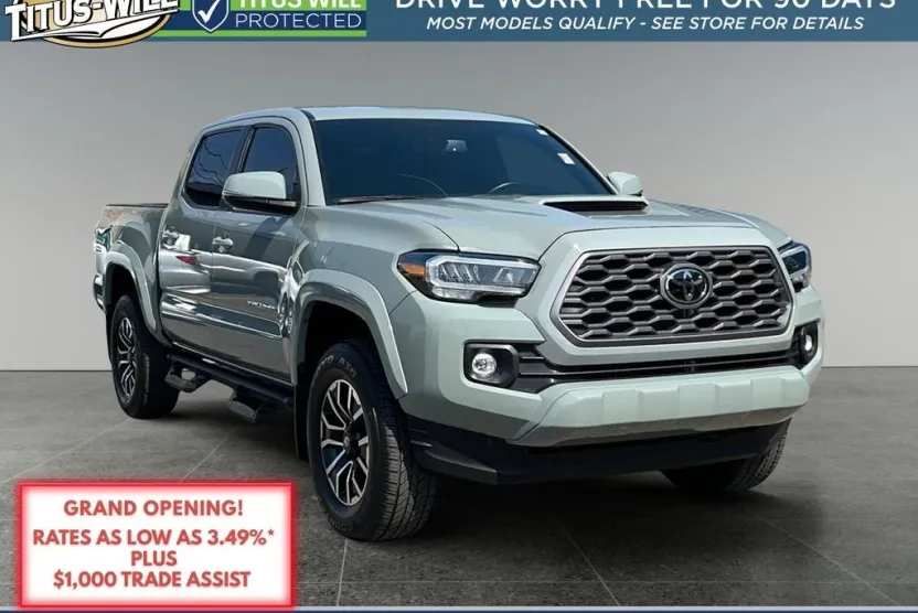 2023 Toyota Tacoma TRD Sport V6 photo 1