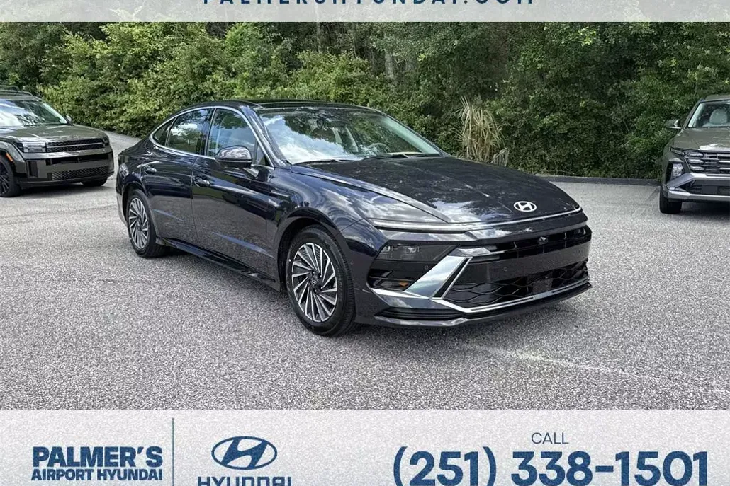 2025 Hyundai Sonata Hybrid Limited photo 1