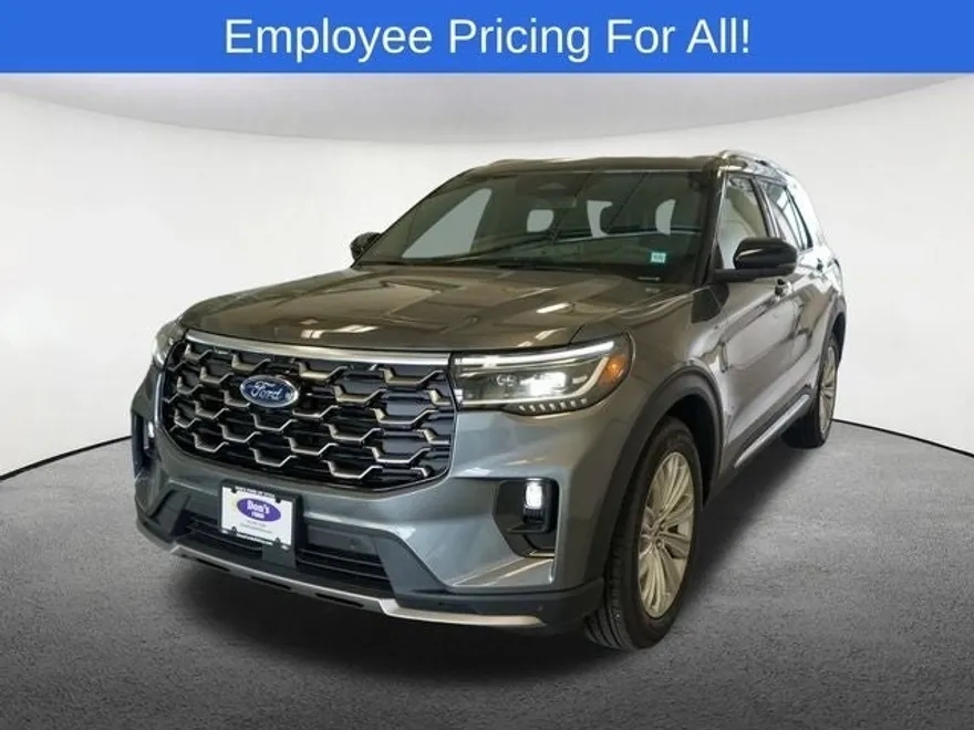 2025 Ford Explorer Platinum photo 1