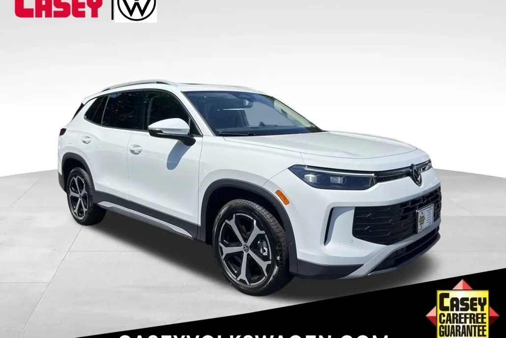 2025 Volkswagen Tiguan SE photo 1