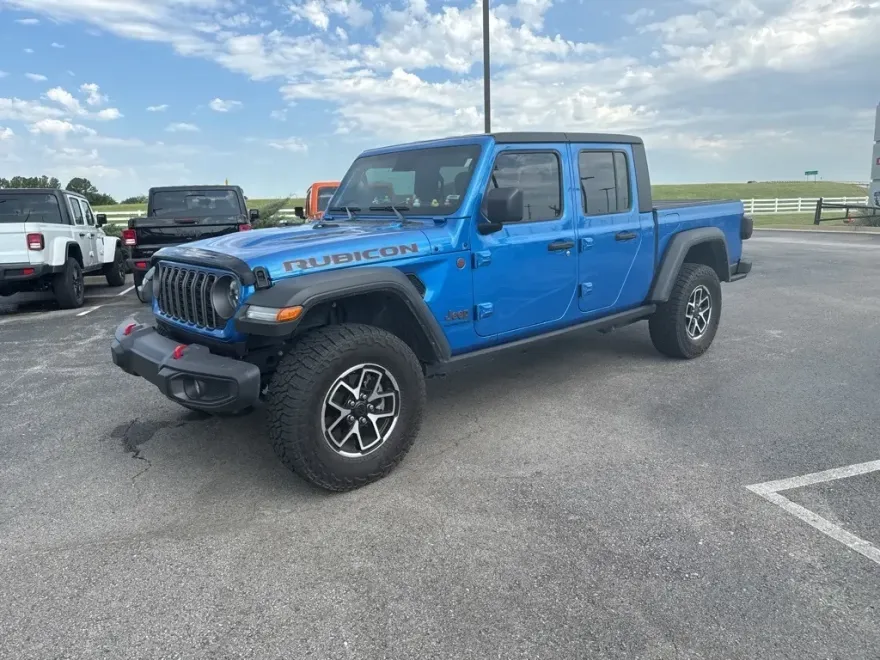 2024 Jeep Gladiator Rubicon photo 1