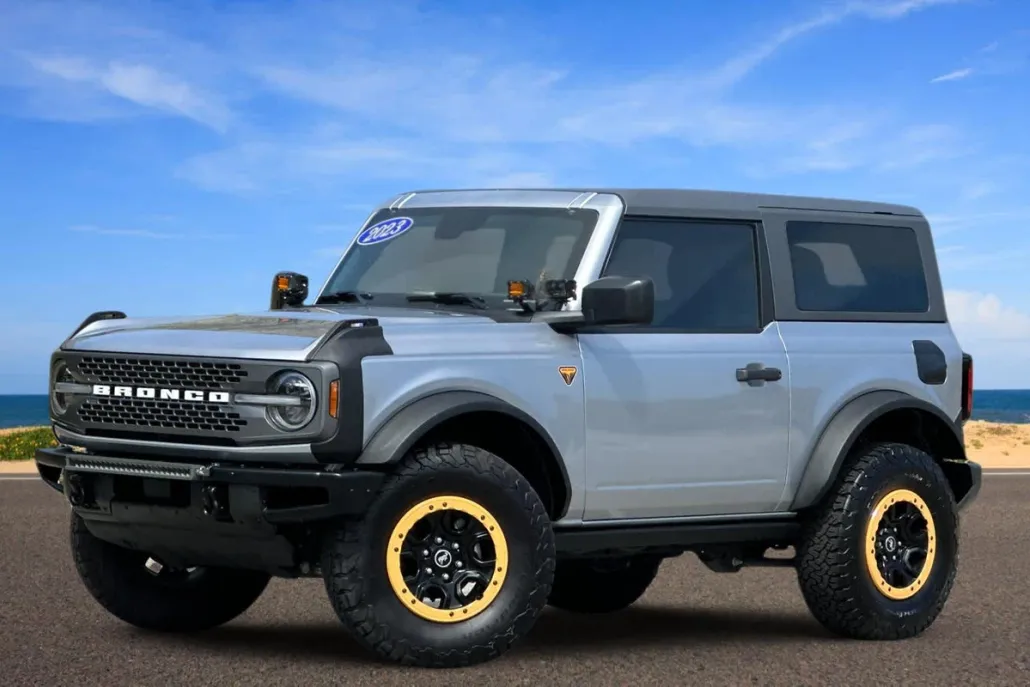2023 Ford Bronco Badlands photo 1