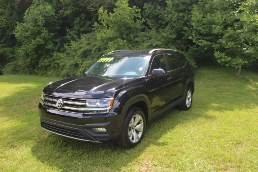 2018 Volkswagen Atlas SE photo 1