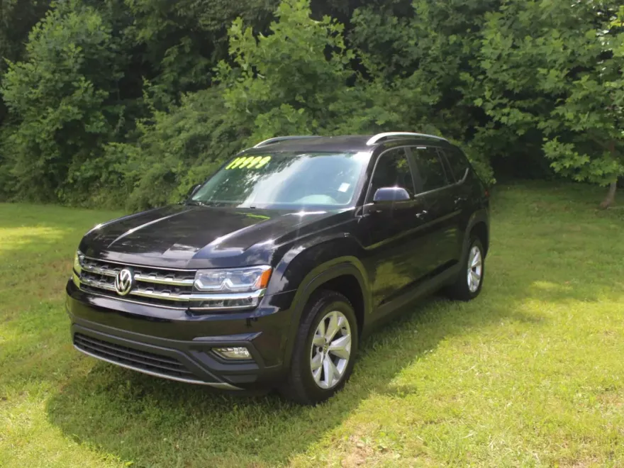 2018 Volkswagen Atlas SE photo 1