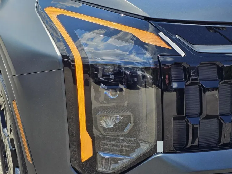 2026 Kia Sportage Hybrid X-Line photo 1