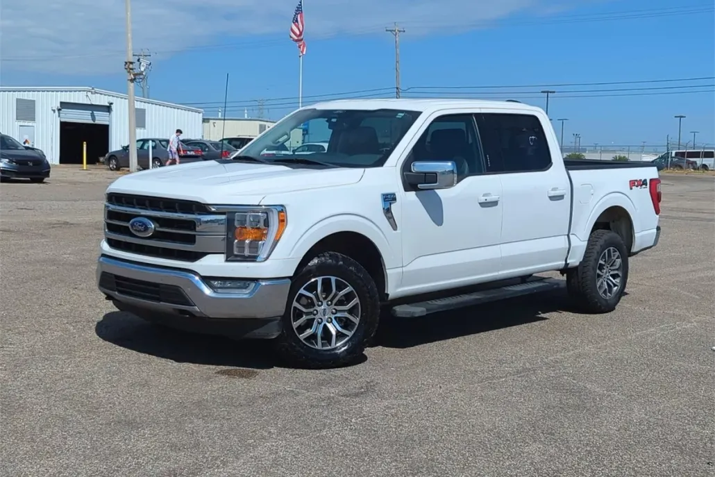 2021 Ford F-150 Lariat FX4 photo 1