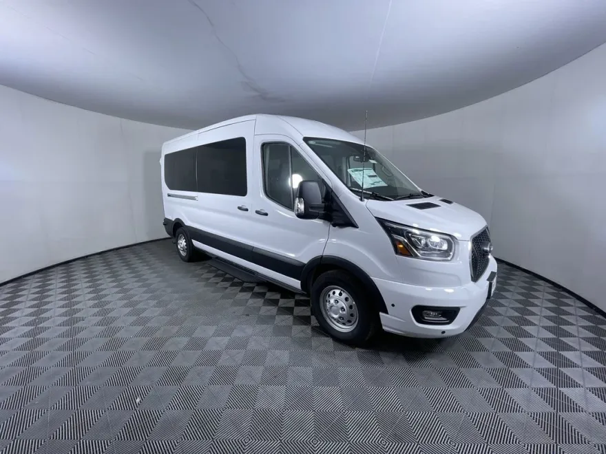 2025 Ford Transit Passenger XLT photo 1