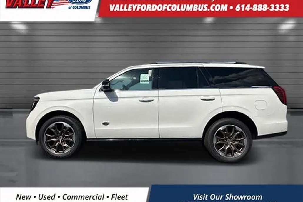 2025 Ford Expedition King Ranch photo 1