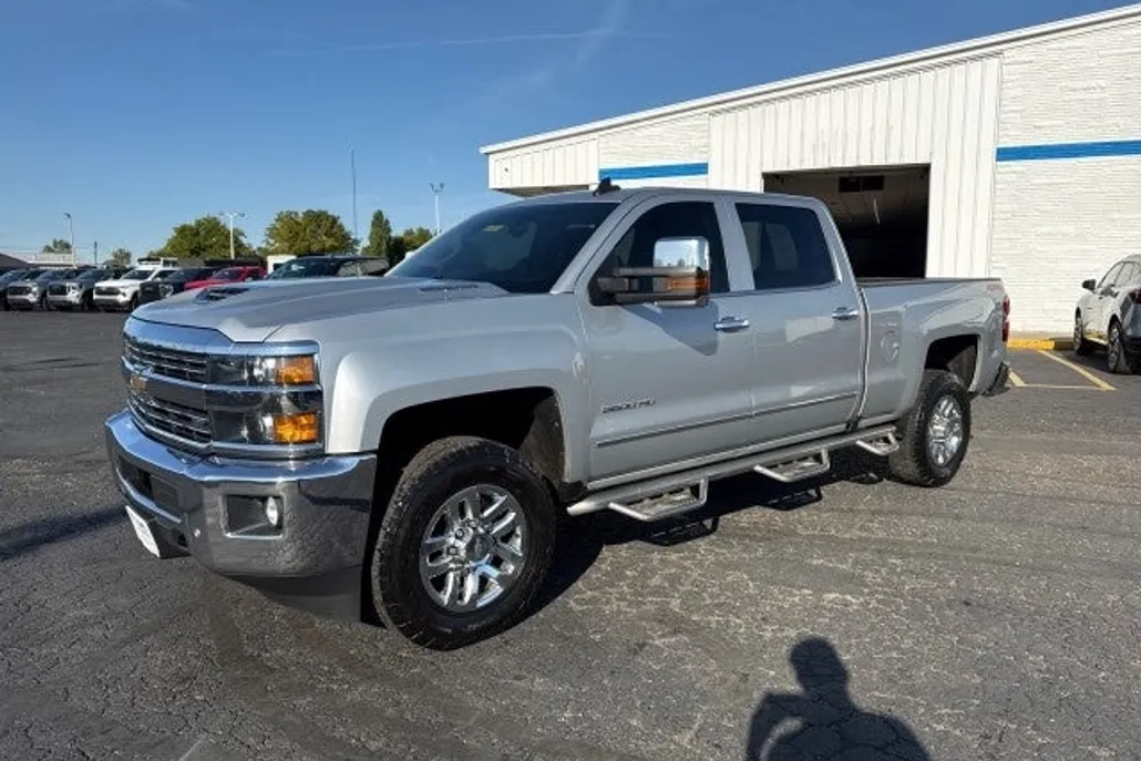 2019 Chevrolet Silverado 3500HD LTZ photo 1