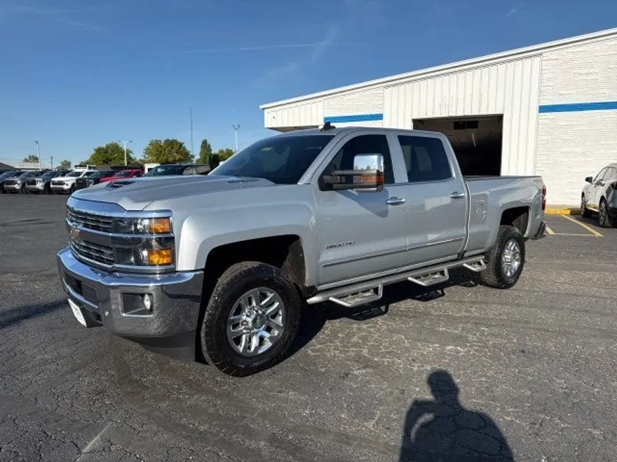 2019 Chevrolet Silverado 3500HD LTZ photo 1