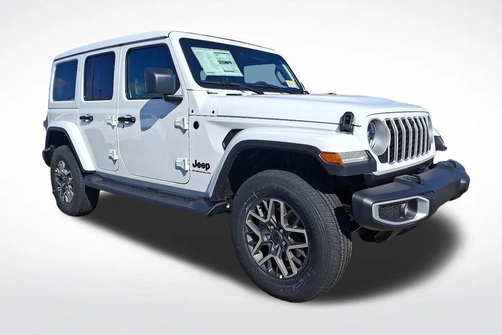 2025 Jeep Wrangler Sahara photo 1