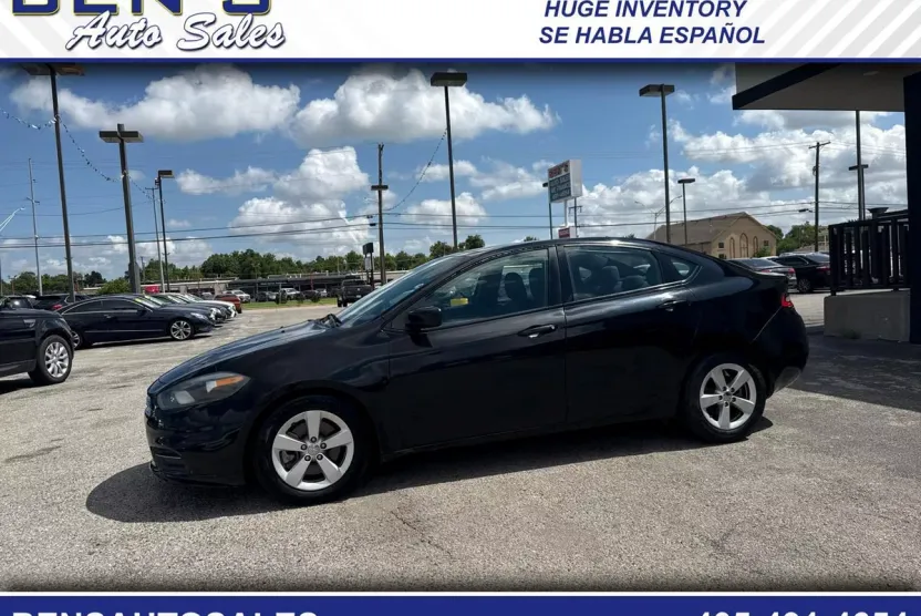 2016 Dodge Dart SXT photo 1