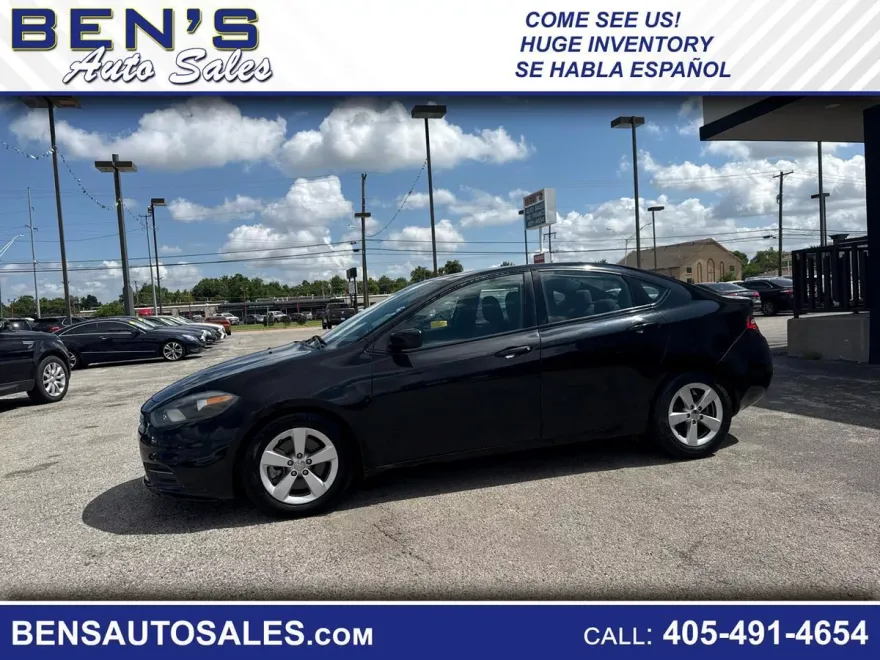 2016 Dodge Dart SXT photo 1