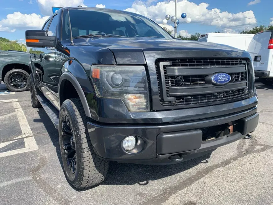 2013 Ford F-150 XL photo 1