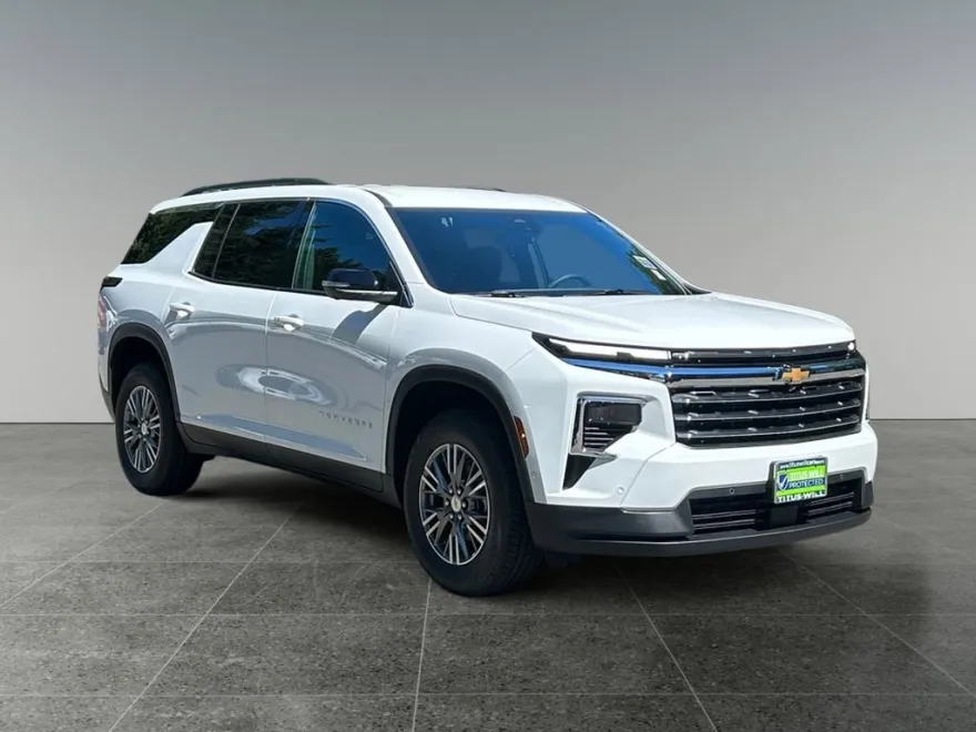 2025 Chevrolet Traverse 1LT photo 1