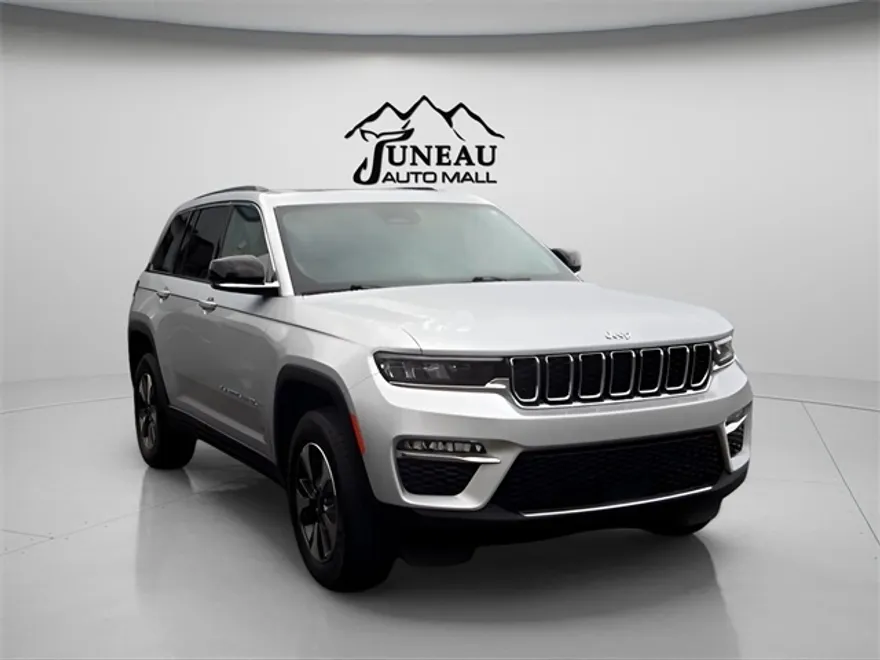 2024 Jeep Cherokee Limited 4xe photo 1